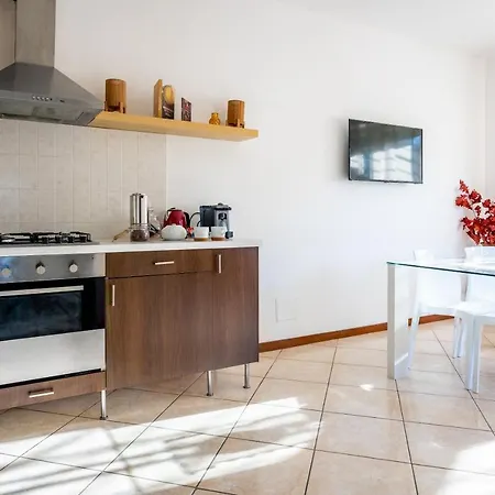 Marche Full Experience-apartments شقة Porto SantʼElpidio