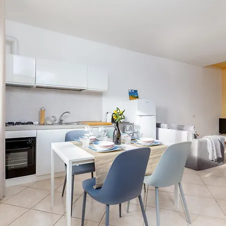 Marche Full Experience-apartments * Porto SantʼElpidio